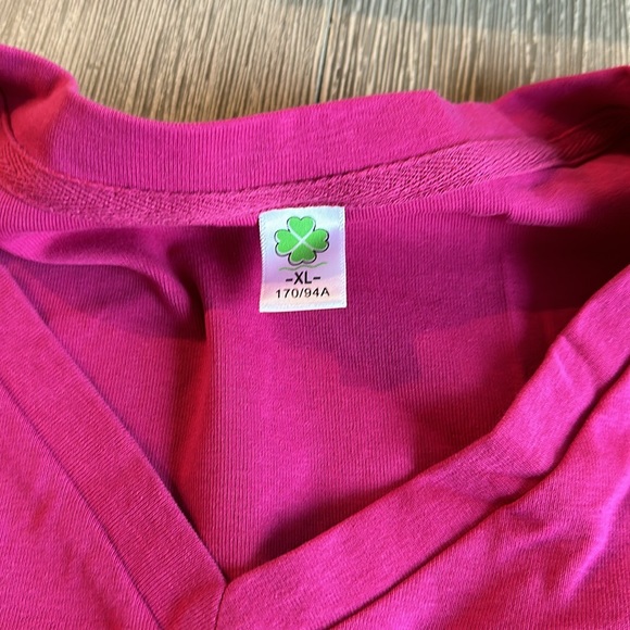 Xl tee - Picture 2 of 2